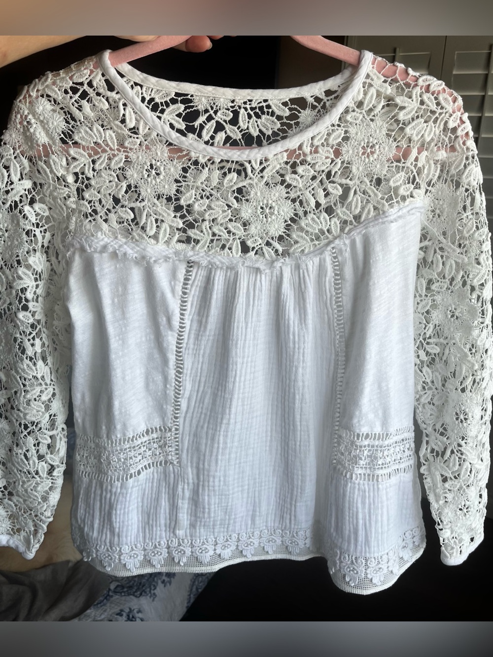 White Lace Yoke Women's Top - Elegant Crochet Detail XS